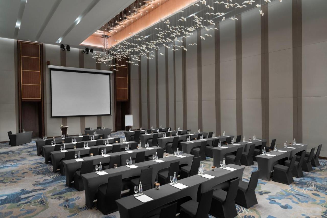 Crowne Plaza Vinh Yen City Centre By Ihg Exterior foto